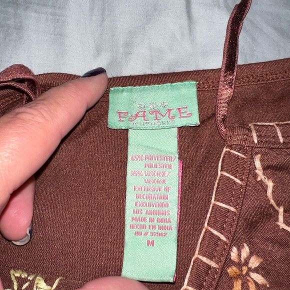 Fame Knitworks Embroidered Tank Top, Sz M - Picture 2 of 3